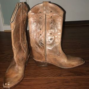 Bedstu cowgirl boots